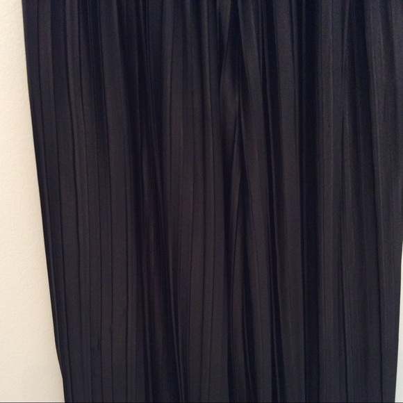 SUPER Wide Leg Crop Elastic Waist Pants Black - Picture 4 of 8